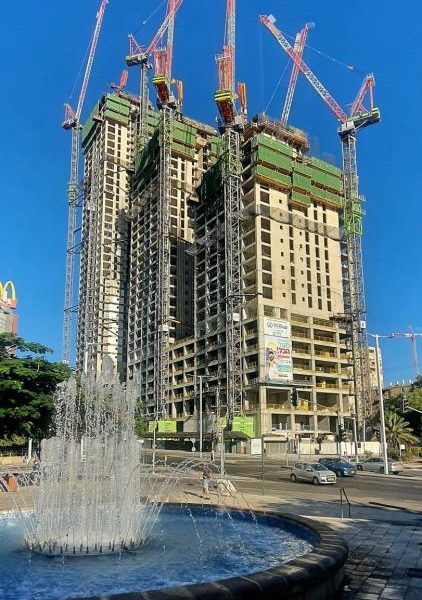 חיפוי אלומיניום 2 מ"מ בנייני מגורים רובע איילון ,בת ים