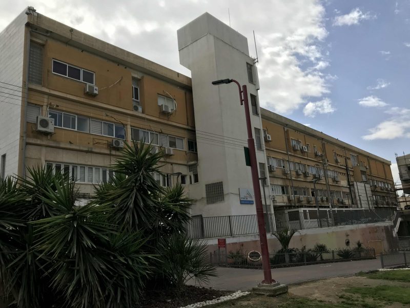 חיפוי אלומיניום 2 מ"מ מבנה עירייה ,דימונה