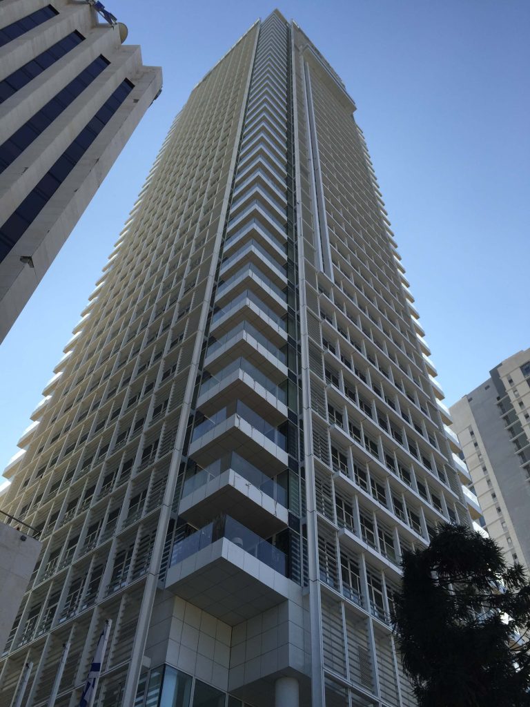 חיפוי אלומיניום 2 מ"מ מגדלי מאייר ,תל אביב