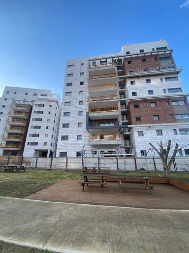 חיפוי אלוקובונד בניין מגורים קישון ,הרצליה