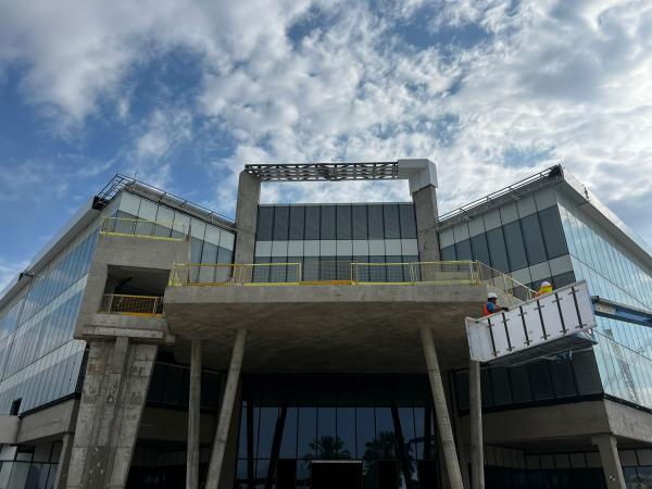 חיפוי אלוקובונד בניין משרדים INTEL , קריית גת