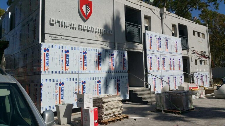 חיפוי אלוקובונד מבנה צבאי ,תל נוף