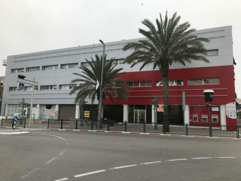 חיפוי אלוקובונד מרכז משרדים ,לב נתיבות